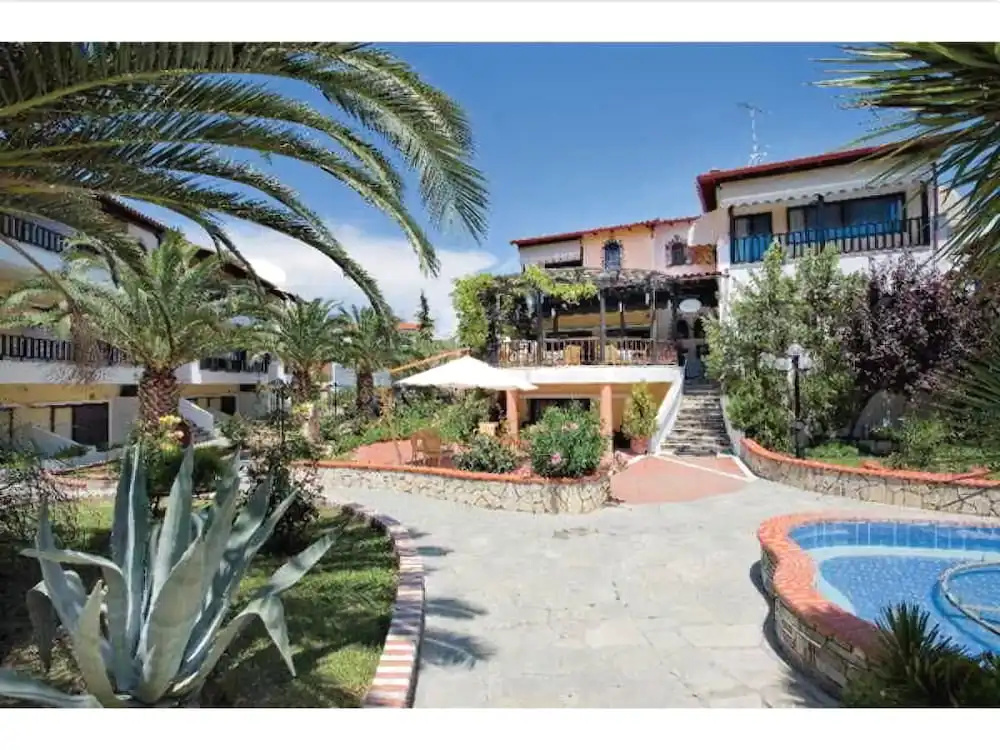 Ioli Apartments