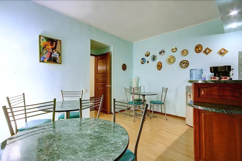 Old Flat (Олд Флэт) на переулке Орловский