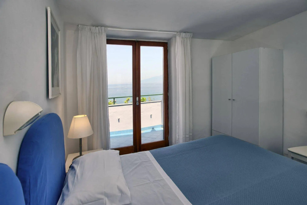 Hotel Baia Di Puolo