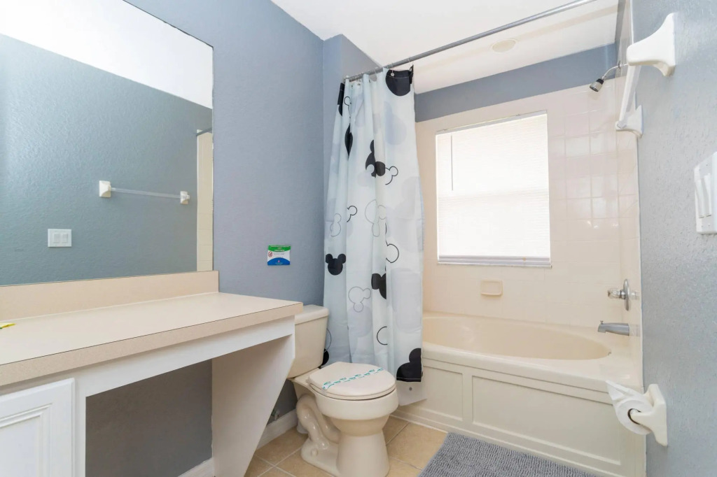 Cozy Home at Luxury Resort Regal Palm 206