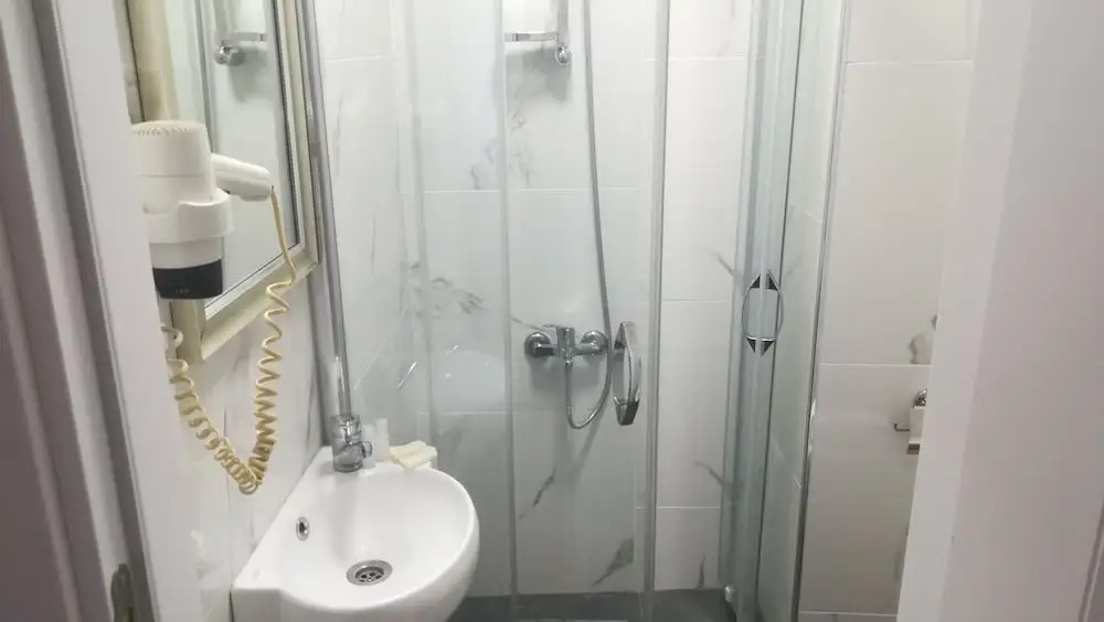 Beyce Hotel