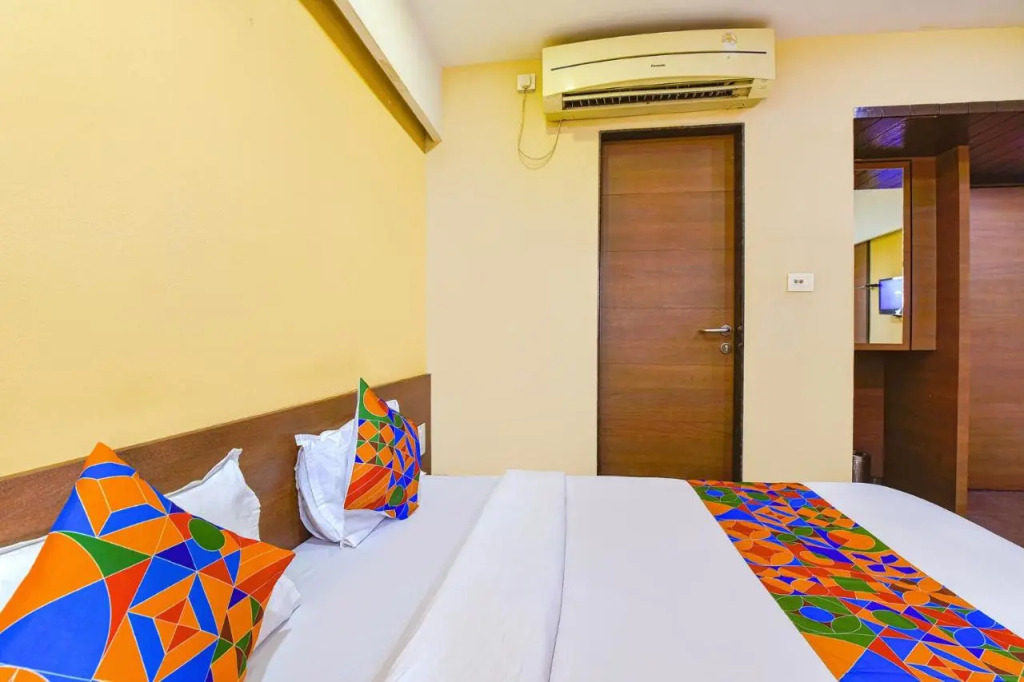 Fabhotel Rb Residency