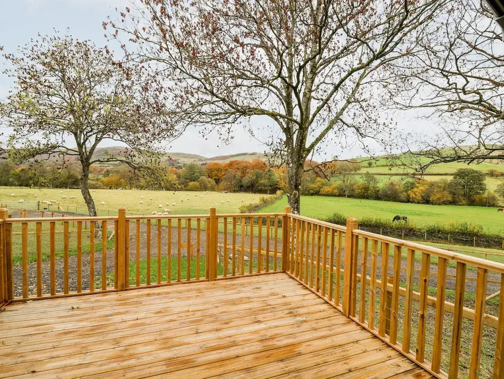 Hillside Lodge
