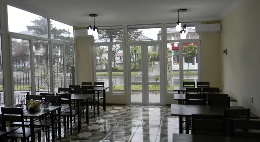 Golden Beach Hotel