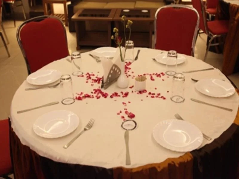 Hotel Poonam Plaza