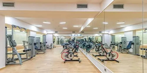 Aparthotel 4 Stars Agia Marina