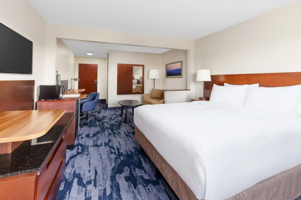 Inn at Philadelphia Airport