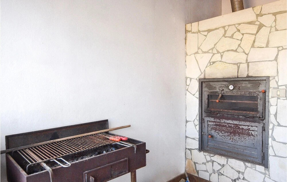 Nice Home in San.maria del Focallo With Wifi and 5 Bedrooms