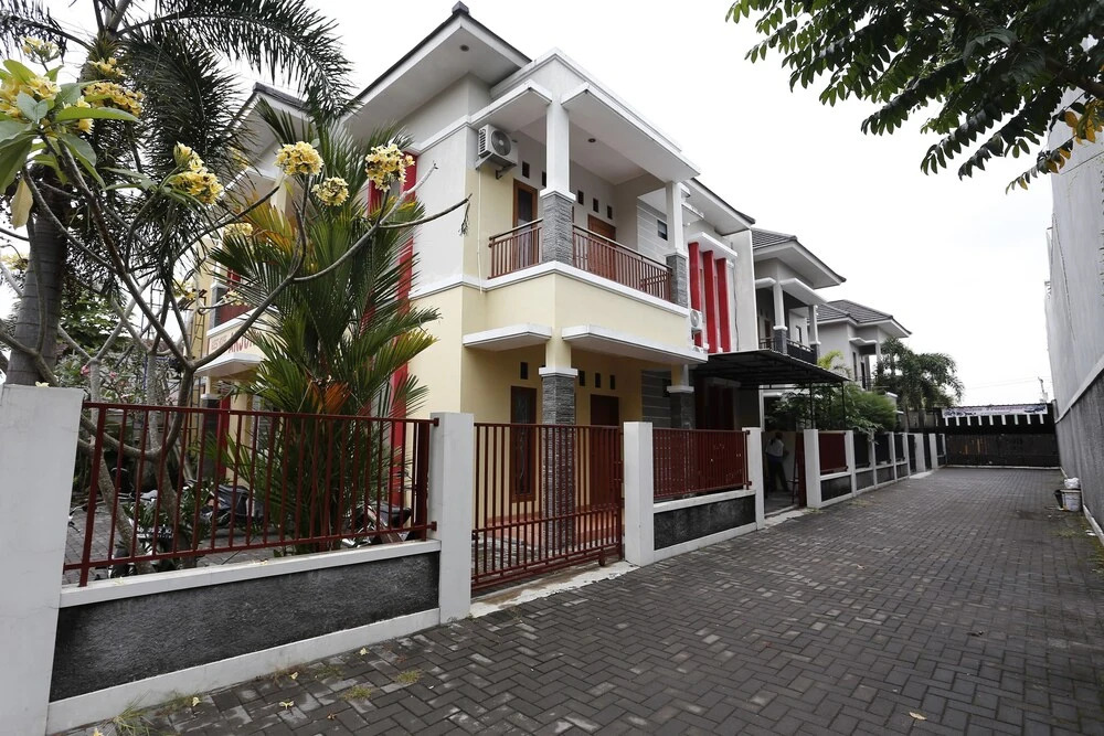 RedDoorz @ Jalan Damai