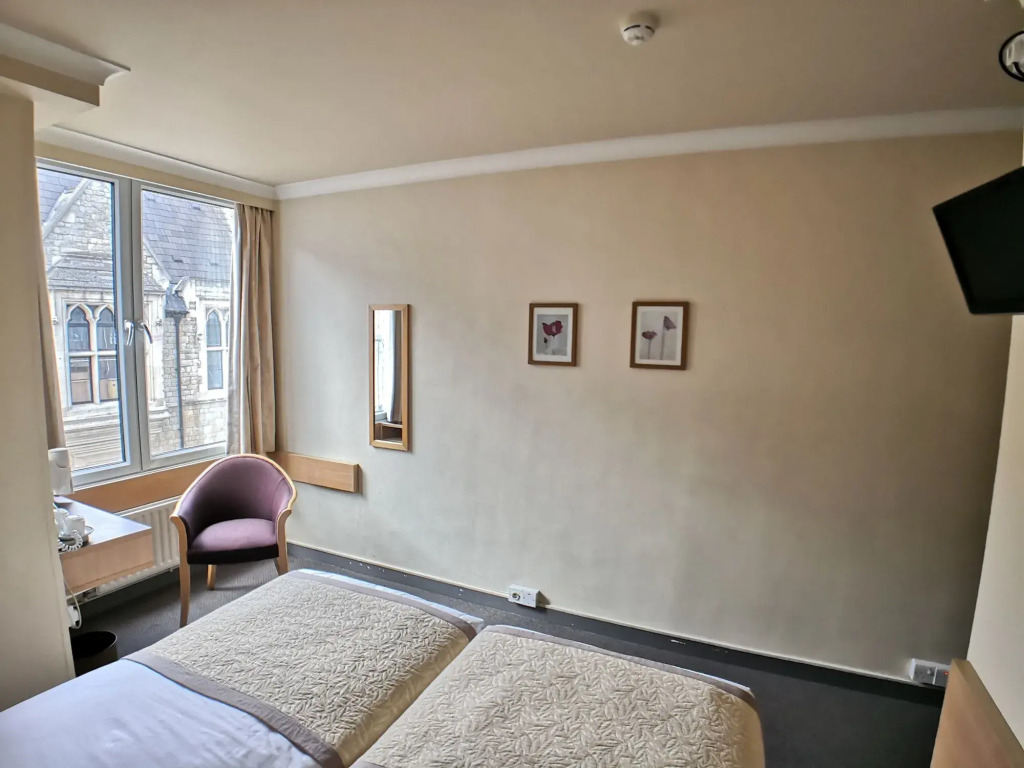 Lancaster Hall Hotel