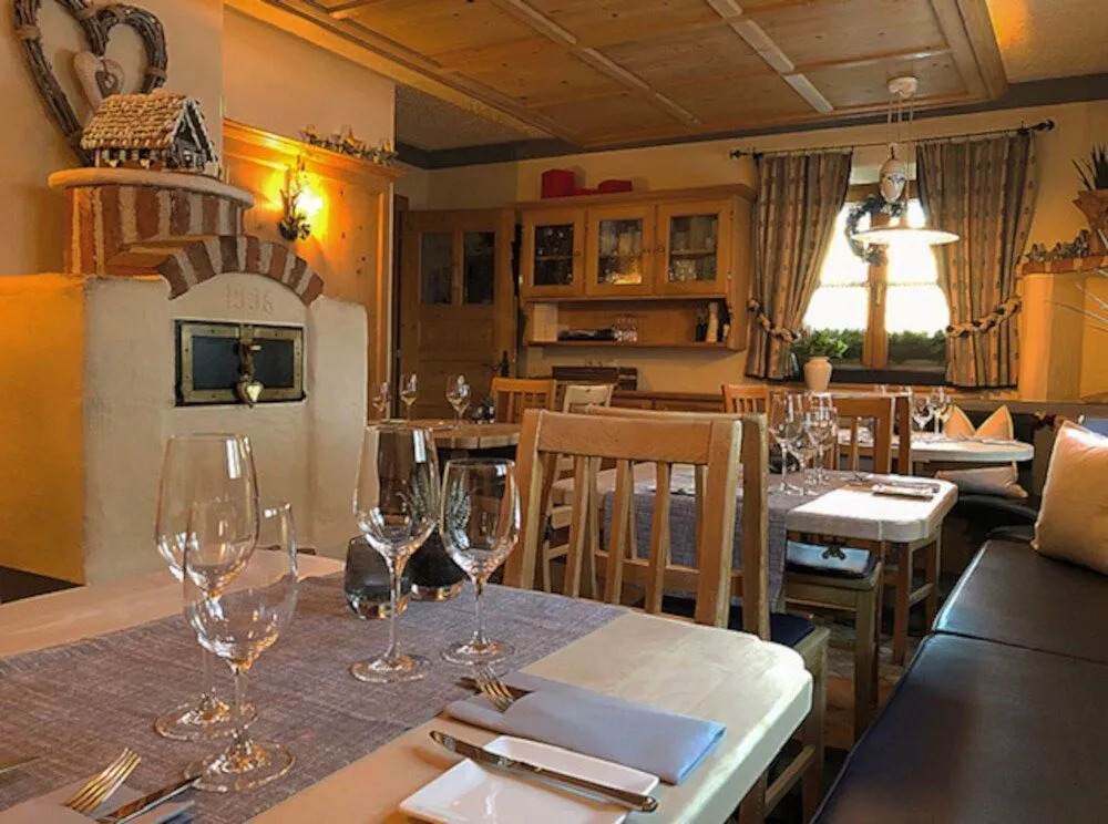 Schindler "Bed & Food Experience"