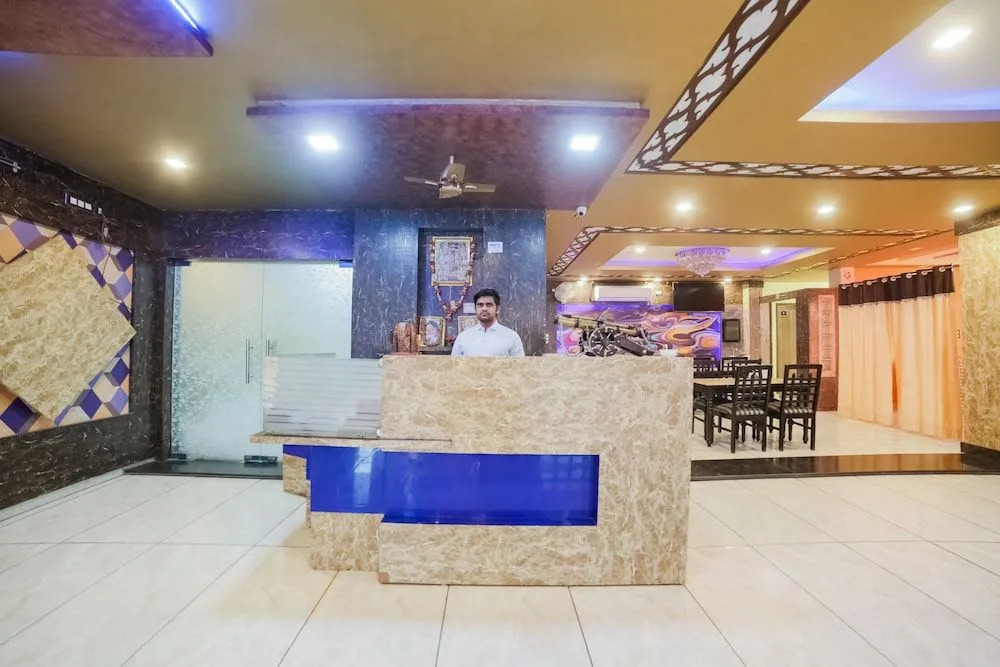 OYO 28141 Hotel Mamta Paradise