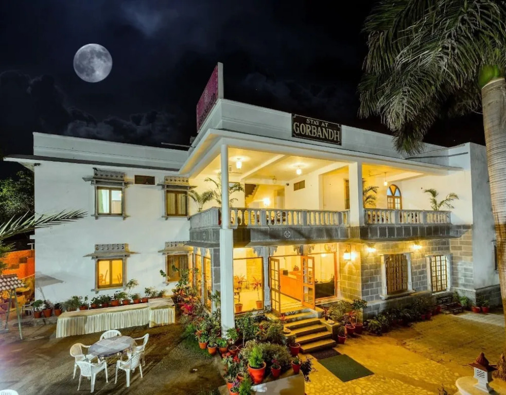 OYO 6549 Hotel Gorbandh