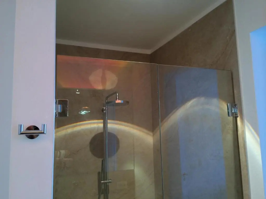 Zeno Suites