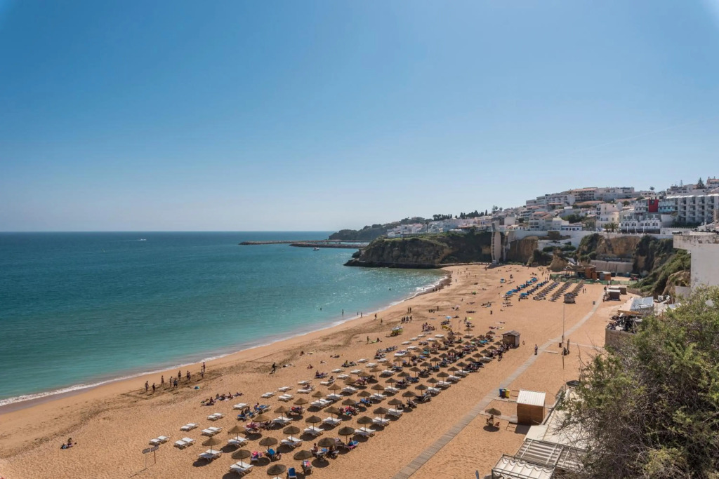 Albufeira Oldtown 330ft Beach Parking AC Wifi