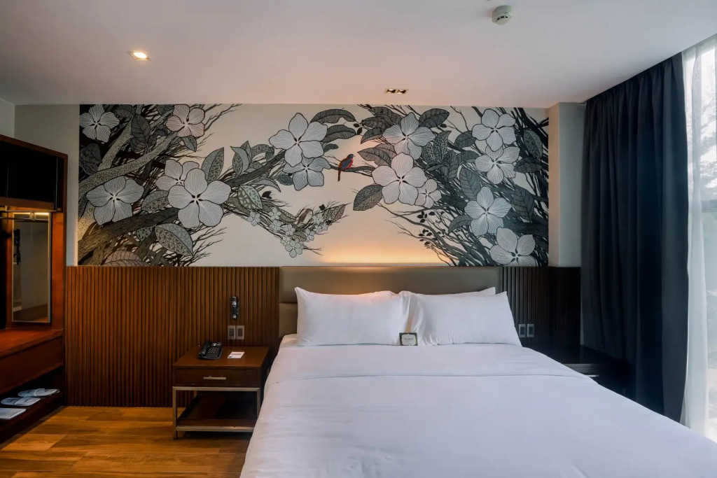 The Henry Hotel Roost Bacolod