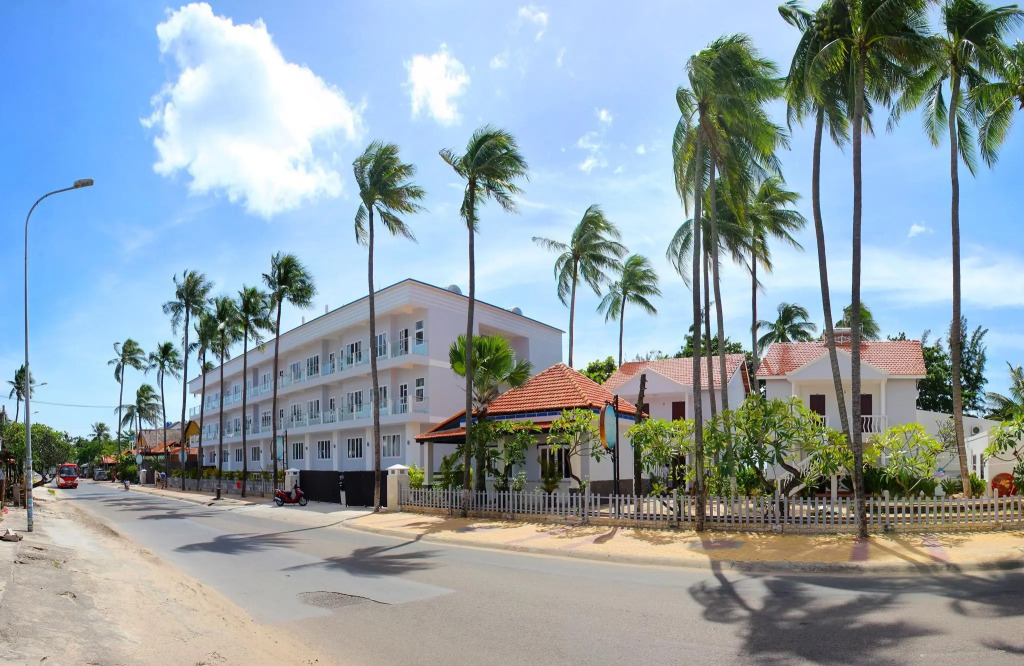 Sand Beach Resort