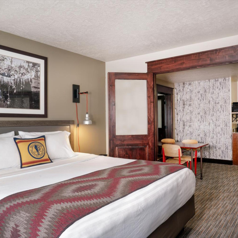 Yellowstone Park Hotel