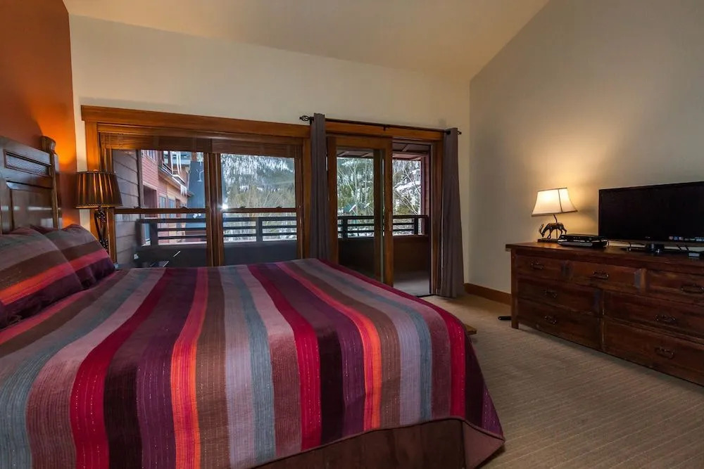 Springs #8903 - 4 Br Condo