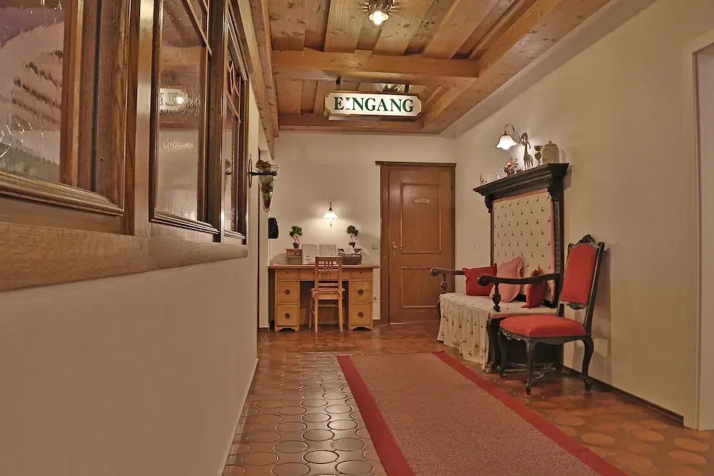 Hotel Moawirt