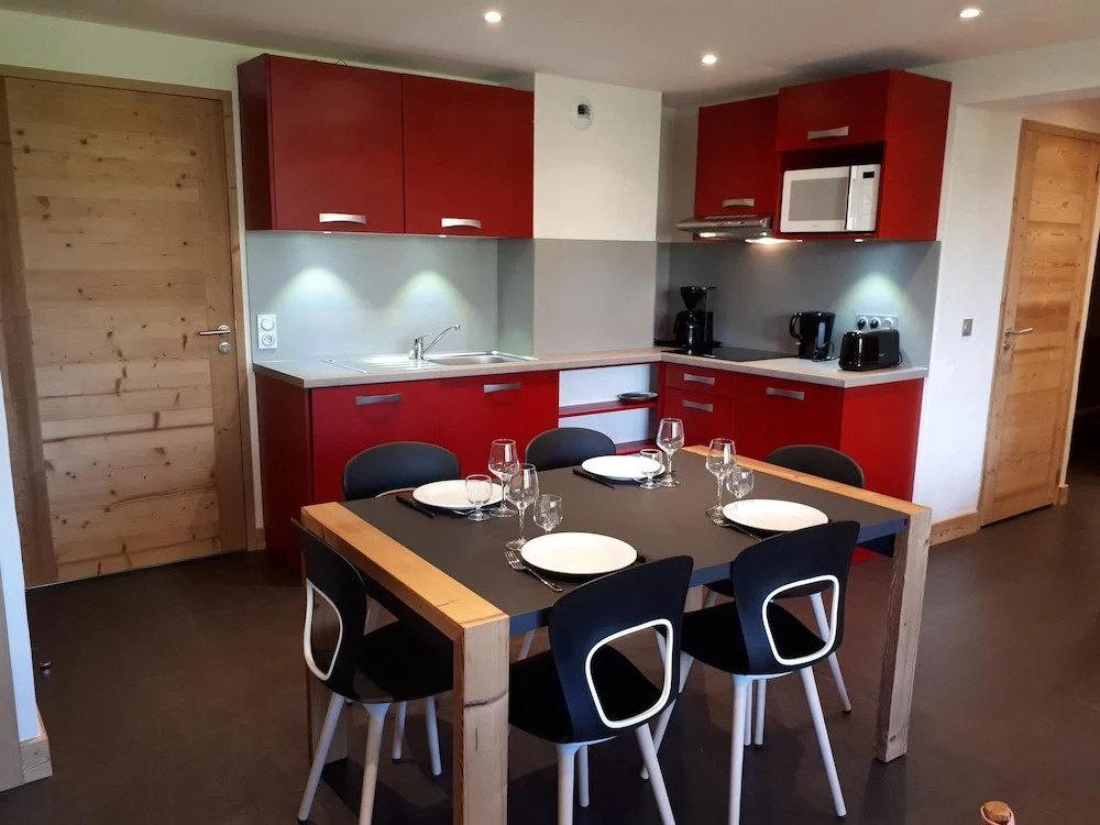 Residence LES Coches Apartmentin a Family Resort at the Bottom of the Slopes Bac201