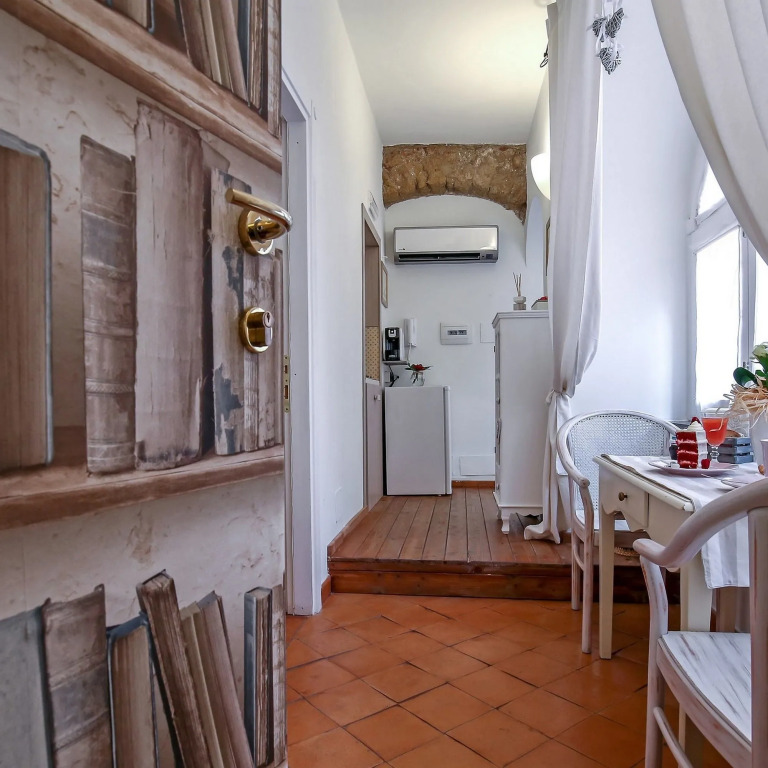 Corte Segreta Apartments