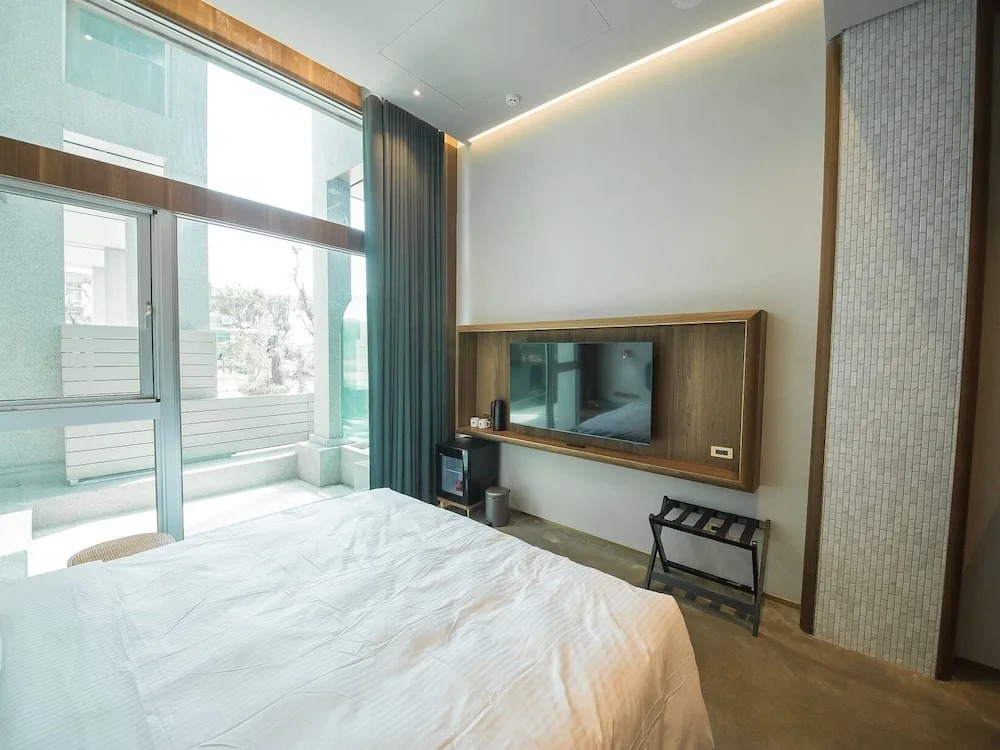 PAPOA Harbor Hotel