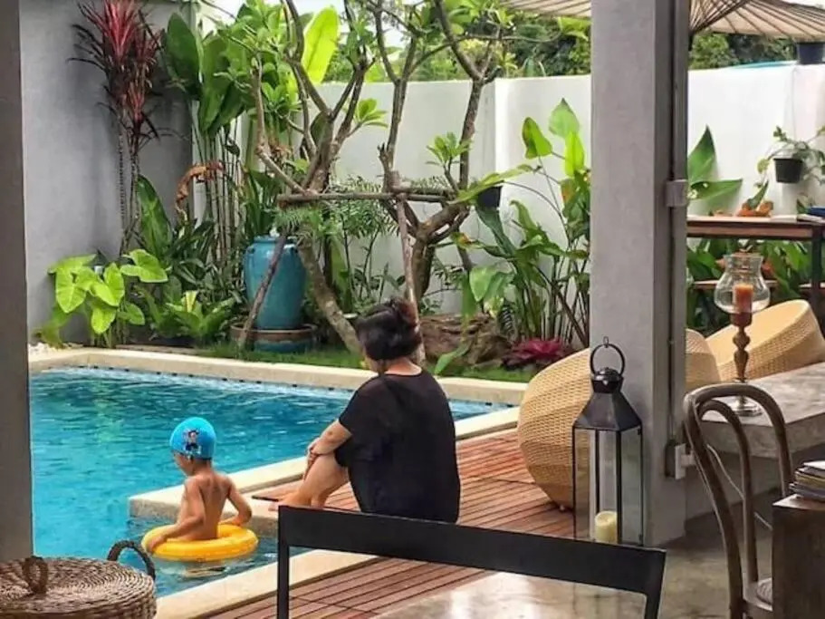 ChiangMai清迈 cozy pool Villa 8rooms