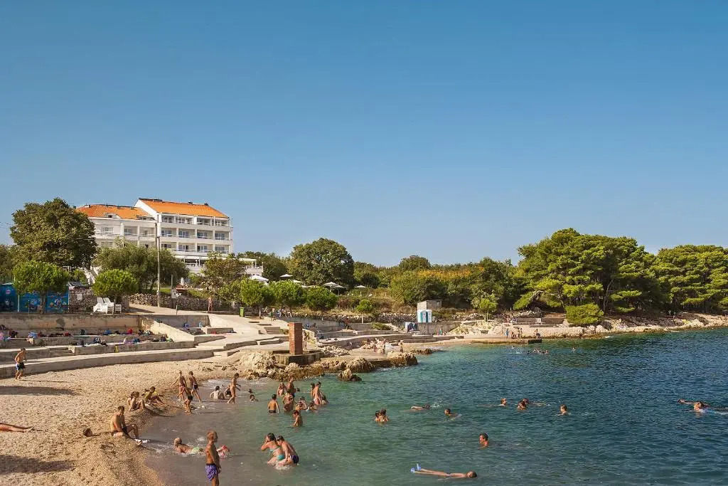 Hotel Pinia