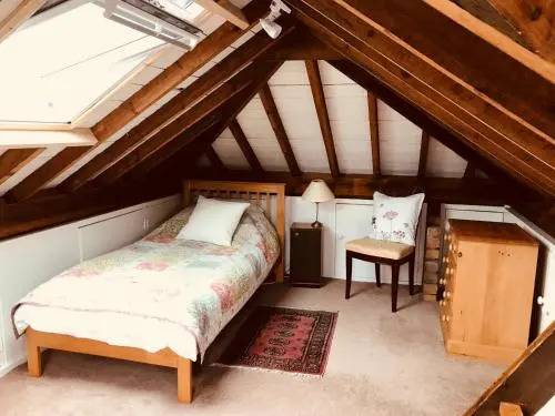 Tresillian House