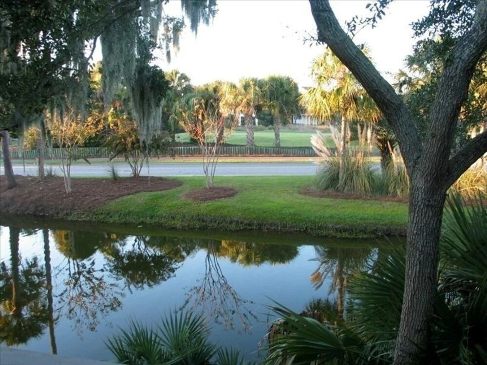 5-star Reviews + Close-to-the-beach = Perfect Vacation! 2 Bedroom Villa