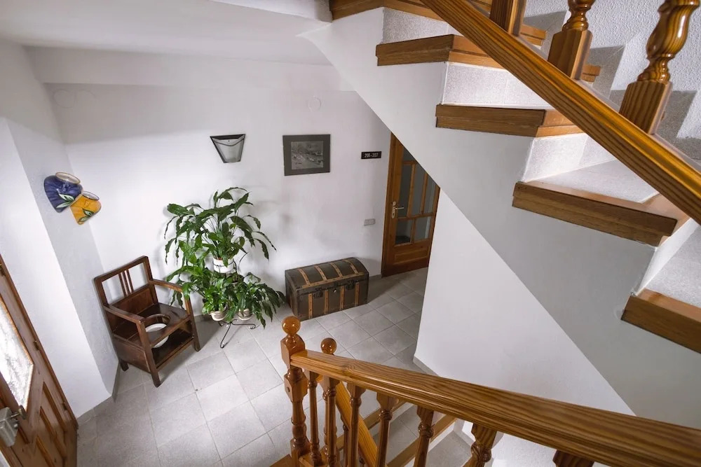 Hotel Farré Davall
