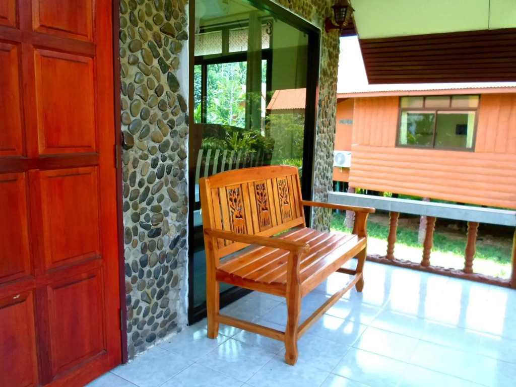 Baan Rimnam Resort Khao Sok