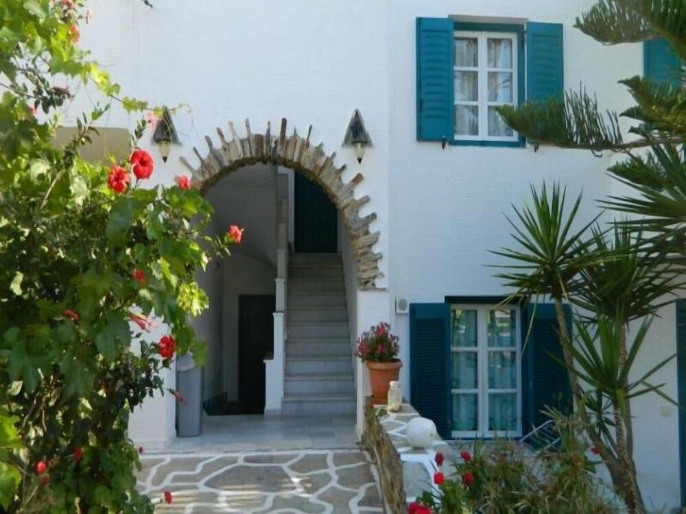 Ioanna Apartments