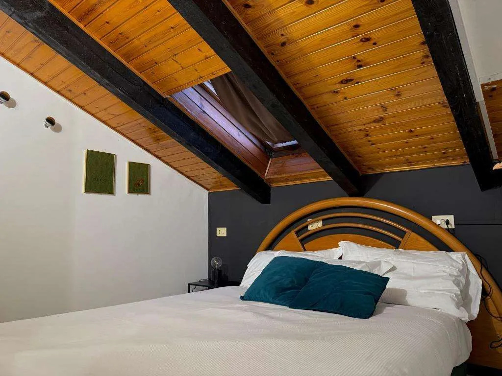 Hosting Dreams Attics - Duomo