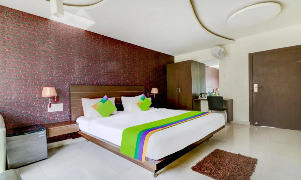 Treebo Orchid, 2.5 kms to Mahatma Gandhi Park