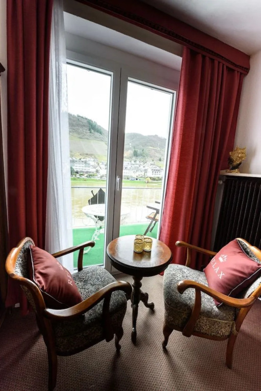 Burg-Hotel & Hostel Cochem