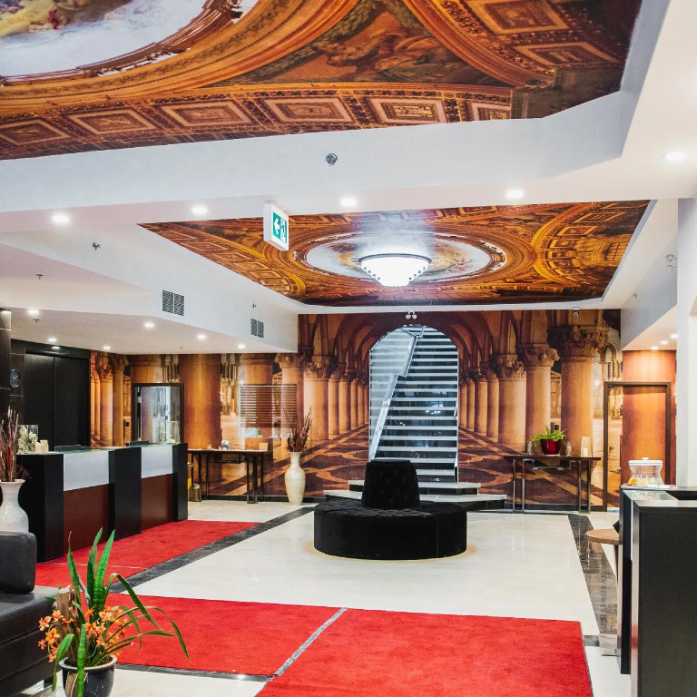 Hotel Montreal Metropolitan, an Ascend Collection Hotel