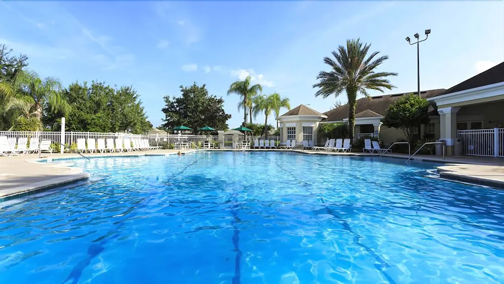 2304 Silver Palm Drive #105