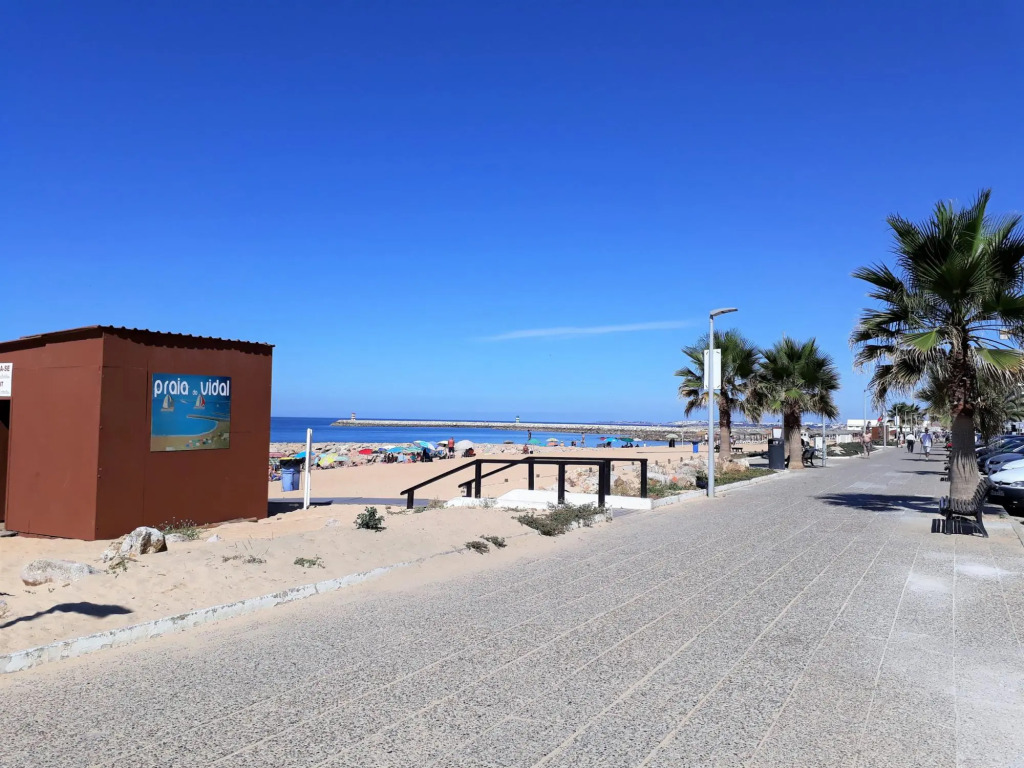 T2 M Praia 4E 80M Praia Wi-fi 6 Pessoas