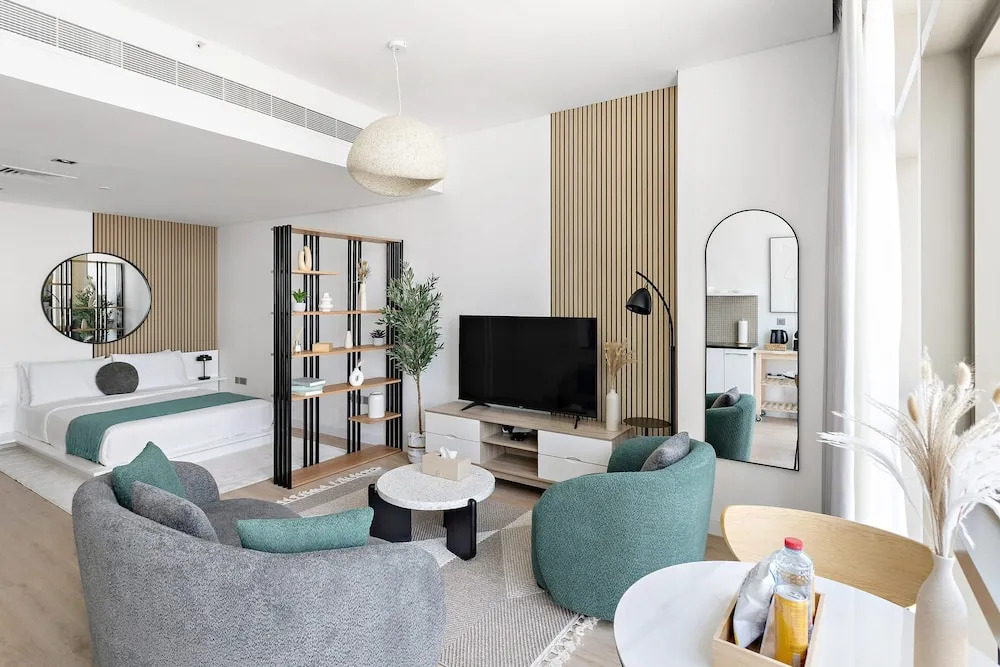 Silkhaus New Studio Liberty House Metro Difc