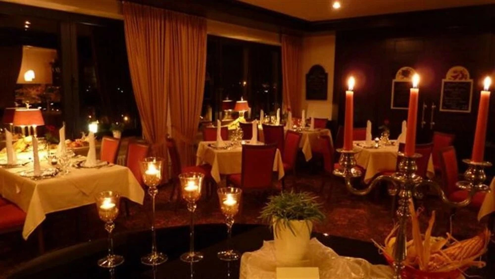 Hotel Holl