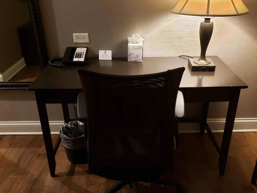 Best Western Plus Hawthorne Terrace Hotel