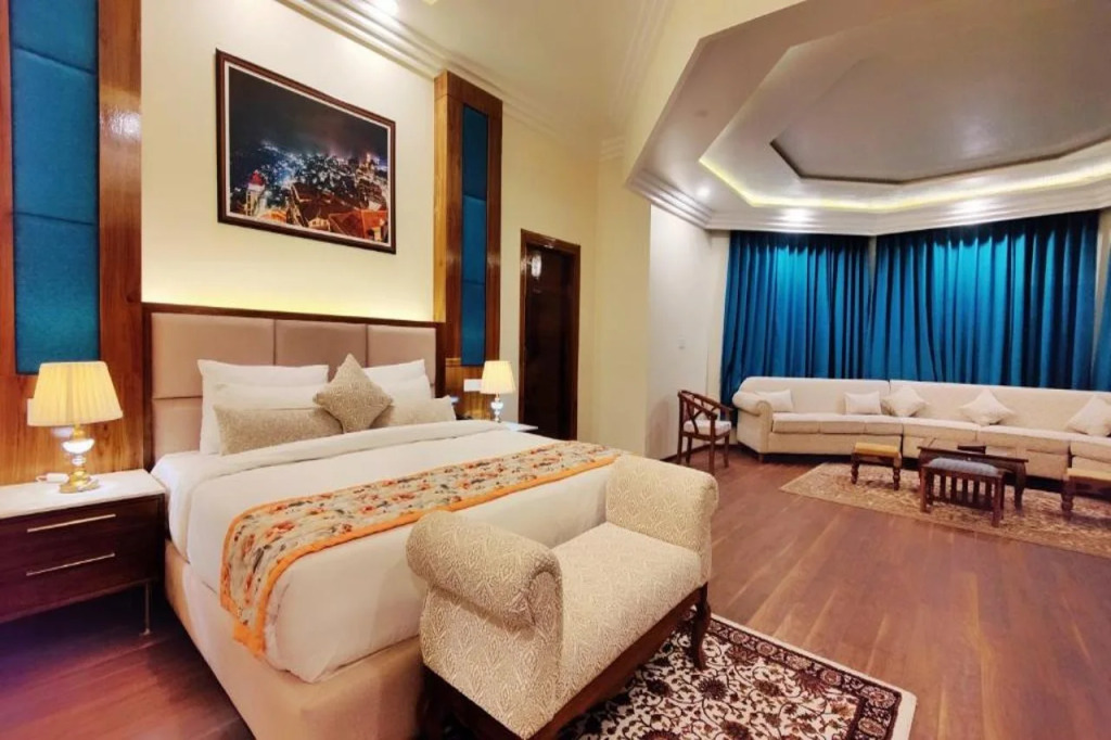 WelcomHeritage Woodville Palace