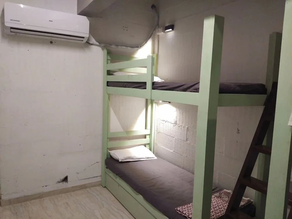 Oscar Dormitory