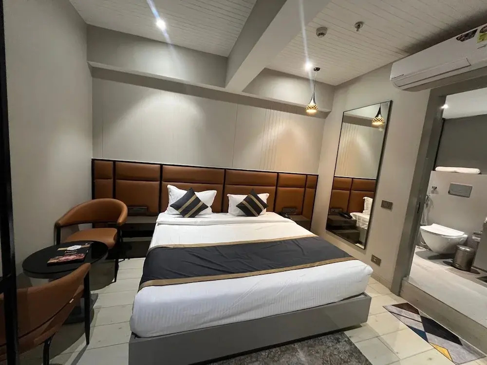 Hotel Shri Anand Vilas