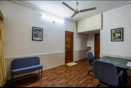 Dave's Guest House