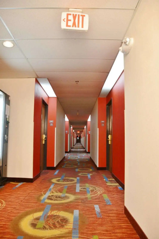 Country Hearth Inn & Suites - Kenton
