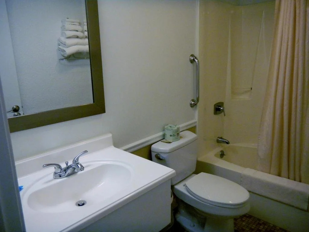 Yankee Clipper Inn, SureStay Collection by Best Western