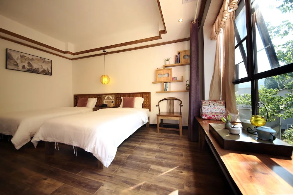 Zhangjiajie One city one inn